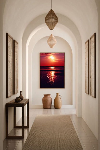 Tirage photo fine art coucher de soleil rouge au lac de Sanguinet avec reflets sur l'eau et cabane sur pilotis en silhouette