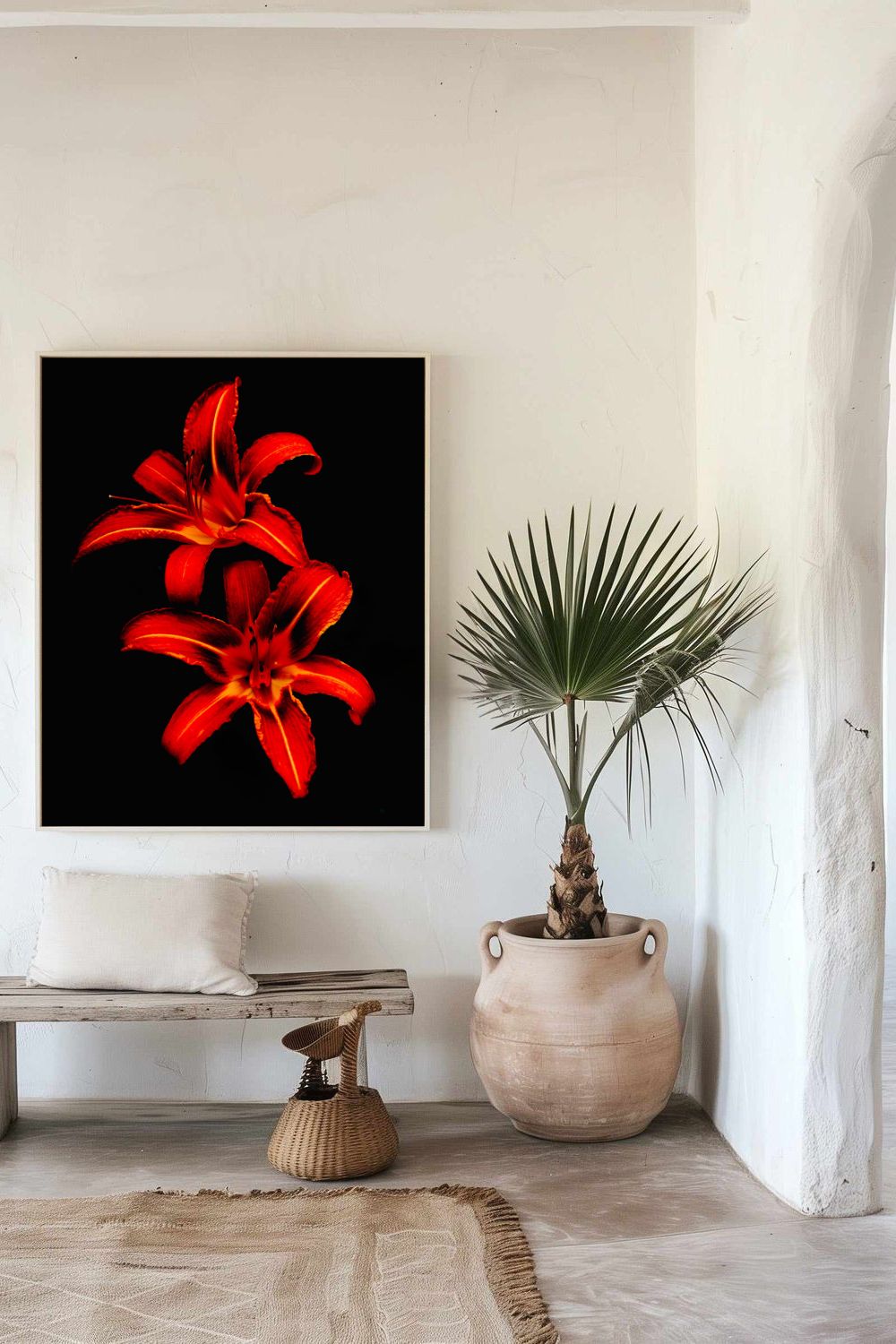 Tirage photo fine art de deux lys rouges sur fond noir, contraste floral intense 