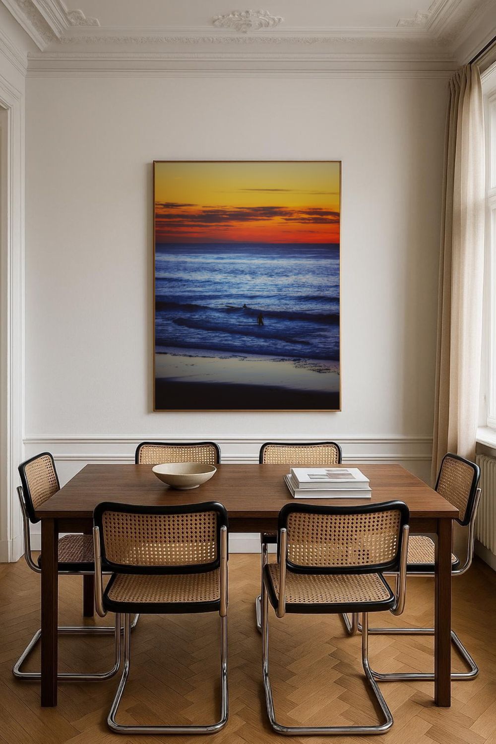 Tirage photo fine art coucher de soleil à Biscarrosse Plage avec surfeur et reflets colorés sur l’eau