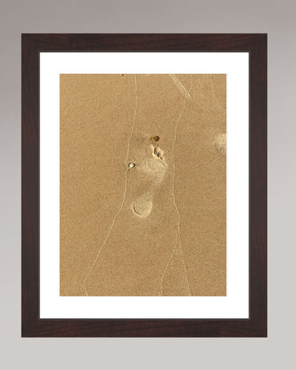 Tirage fine art The Human Step en format 21×28 cm, encadré en aulne brun.